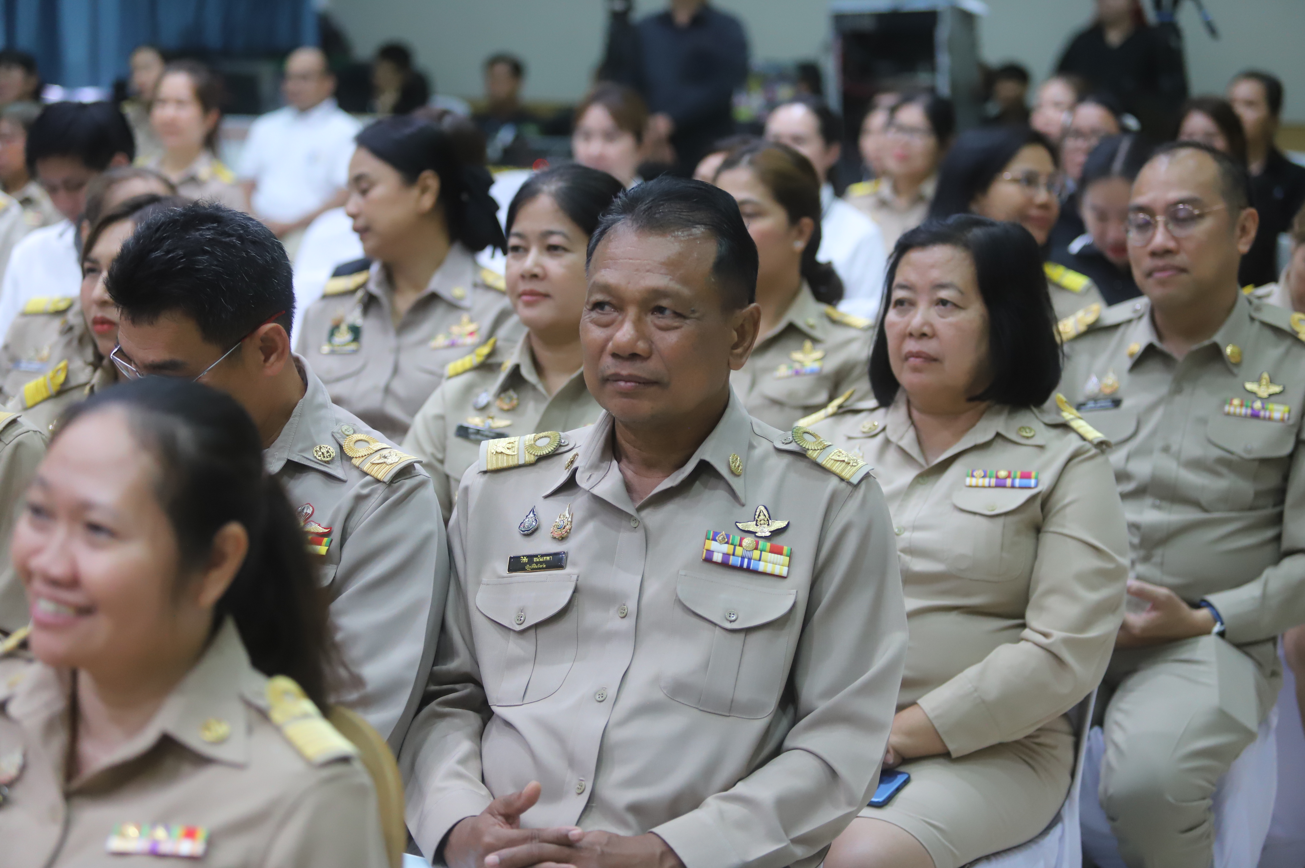 title - เลขาธิการ ส.ป.ก. มอบรางวัลเชิดชูกียรติ ประจำปีงบประมาณ พ.ศ. 2568